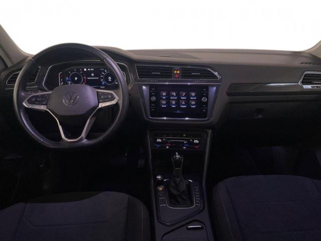 Volkswagen Tiguan image 8