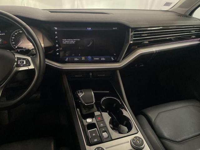 Volkswagen Touareg image 1
