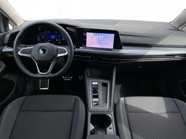 Volkswagen Golf image 3