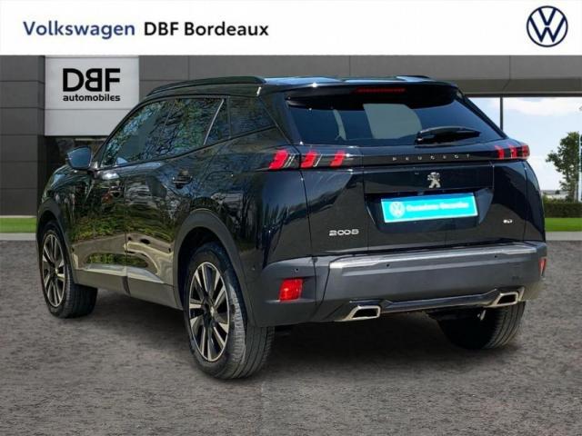 Peugeot 2008 image 3