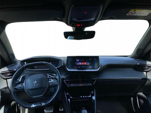 Peugeot 2008 image 5