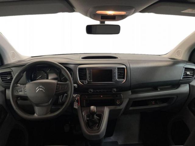 Citroen Jumpy image 2