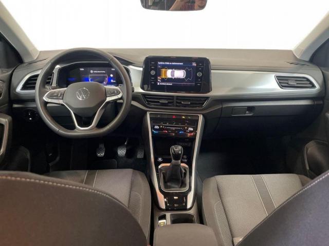 Volkswagen T-Roc image 5