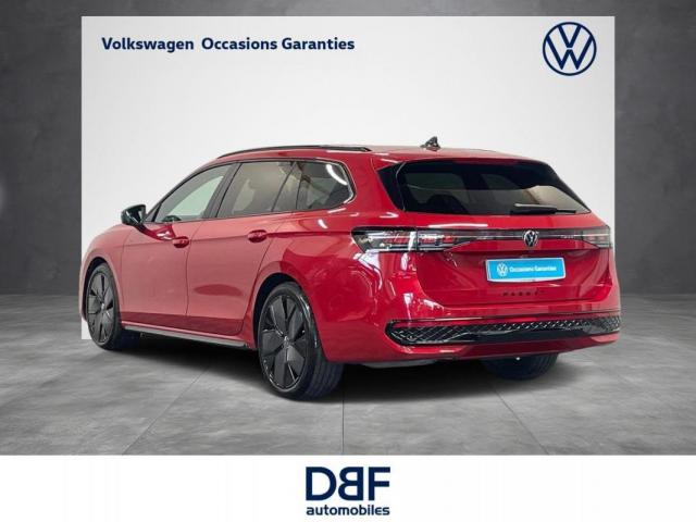 Volkswagen Passat image 2