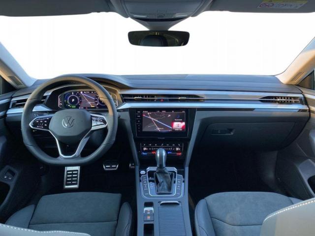 Volkswagen Arteon image 6