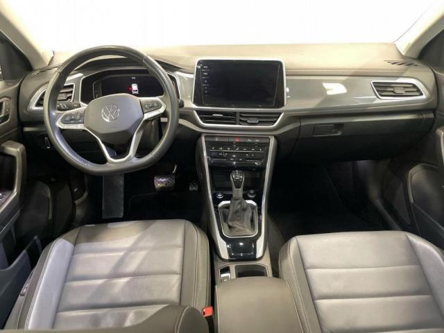 Volkswagen T-Roc image 9