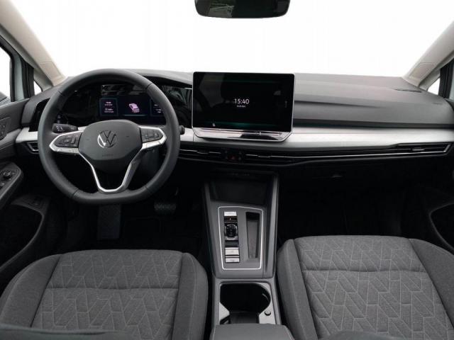 Volkswagen Golf image 3