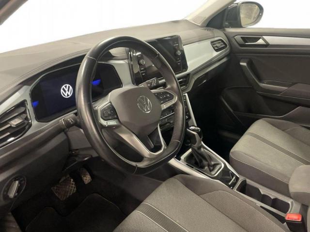 Volkswagen T-Roc image 5