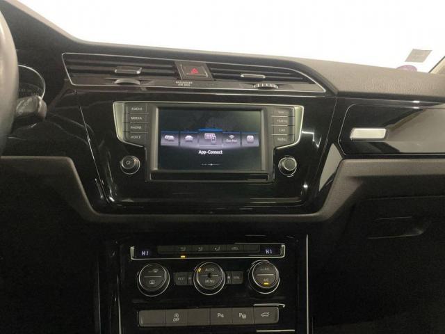 Volkswagen Touran image 6