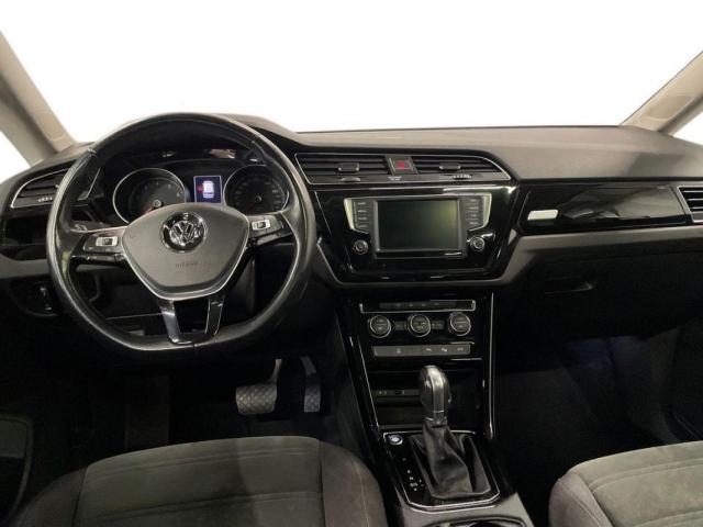 Volkswagen Touran image 8