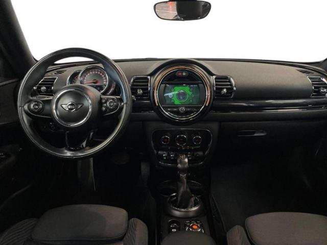 Mini Clubman image 7