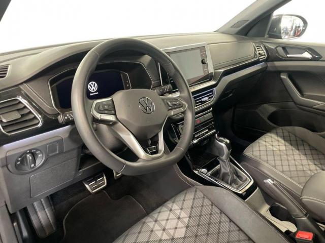 Volkswagen T-Cross image 2