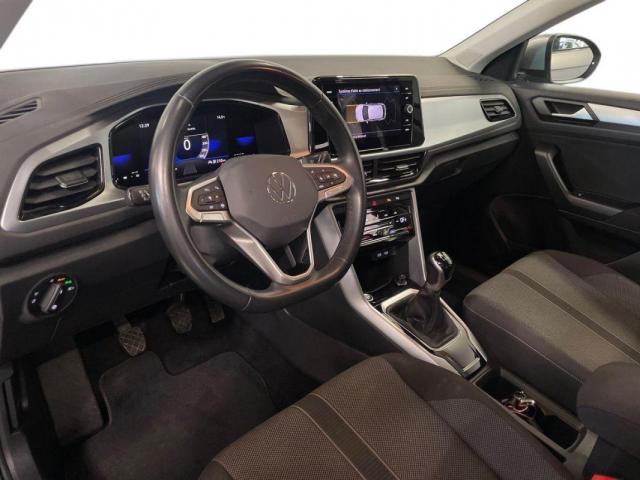 Volkswagen T-Roc image 6