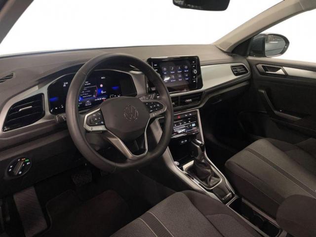 Volkswagen T-Roc image 8