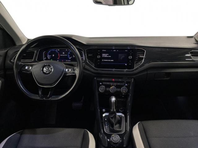 Volkswagen T-Roc image 8