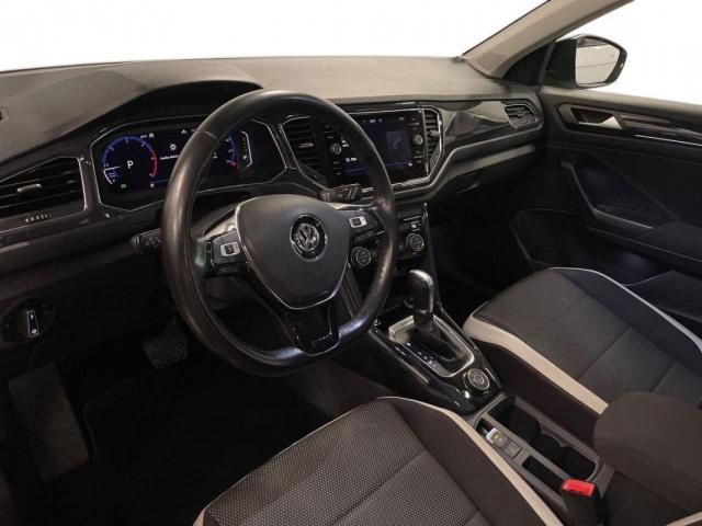 Volkswagen T-Roc image 7