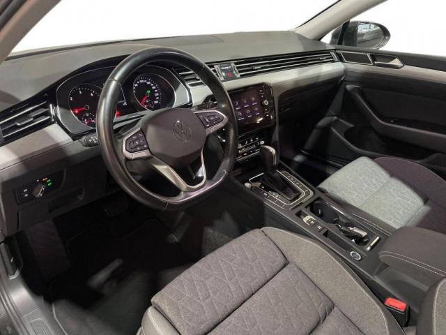 Volkswagen Passat Sw image 3