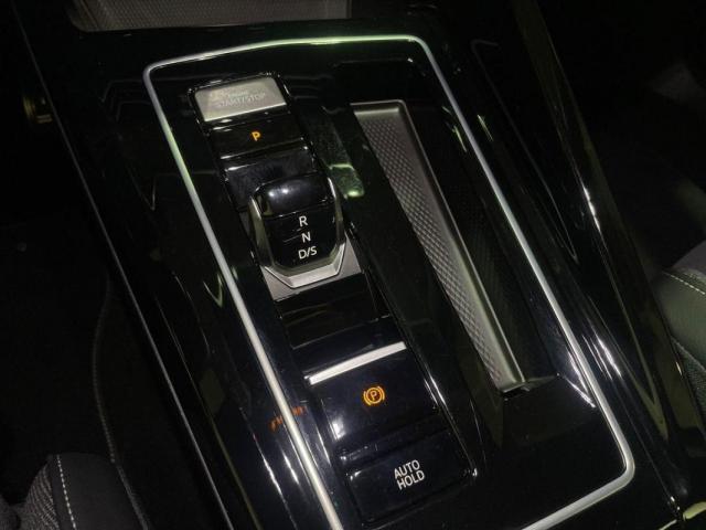 Volkswagen Golf image 5