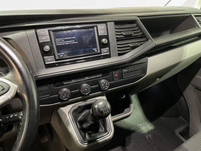 Volkswagen Transporter image 3