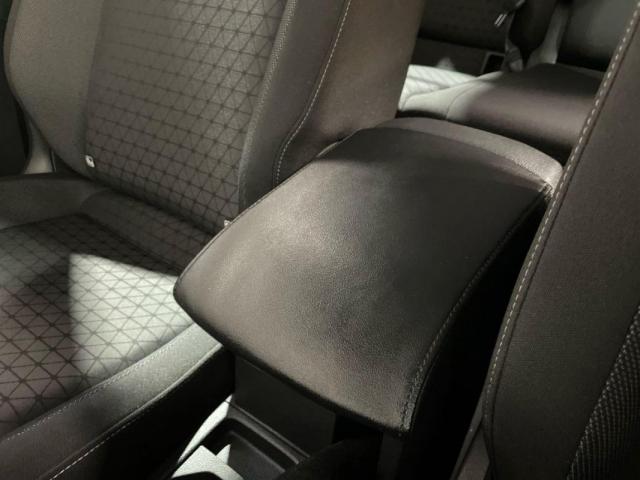 Volkswagen T-Cross image 9