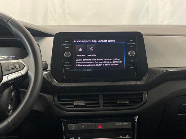 Volkswagen T-Cross image 3