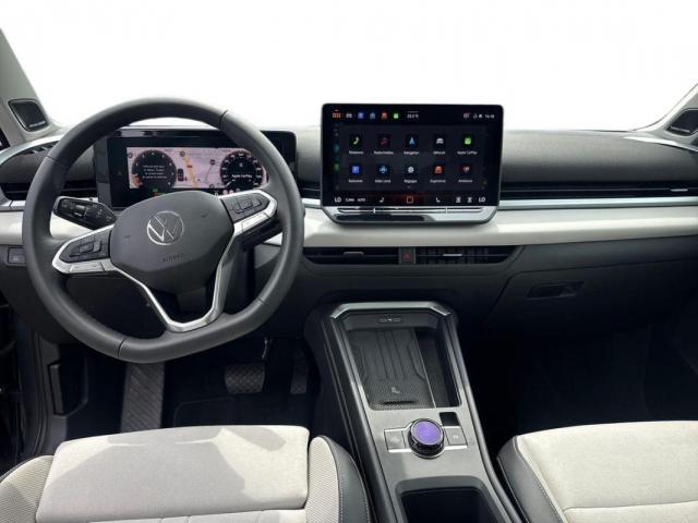Volkswagen T-Roc image 9