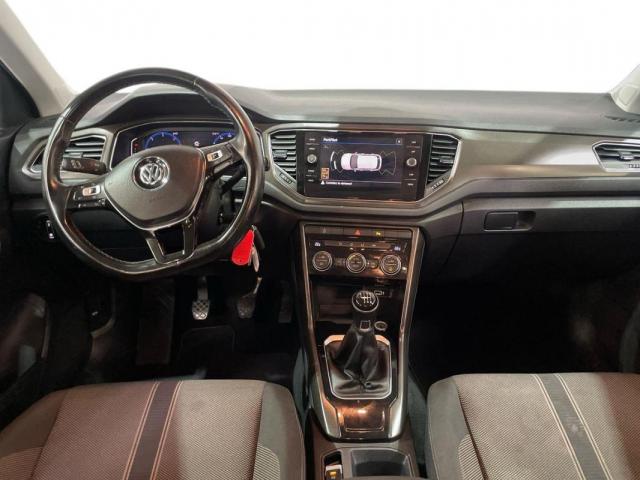 Volkswagen T-Roc image 3