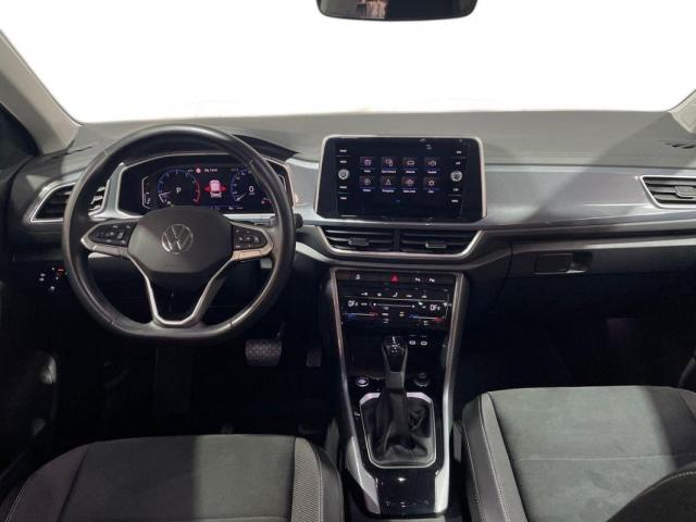 Volkswagen T-Roc image 8