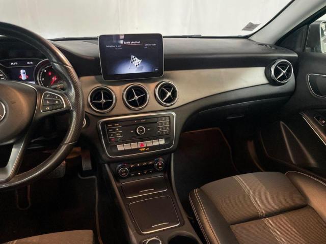 Mercedes Benz Gla image 2
