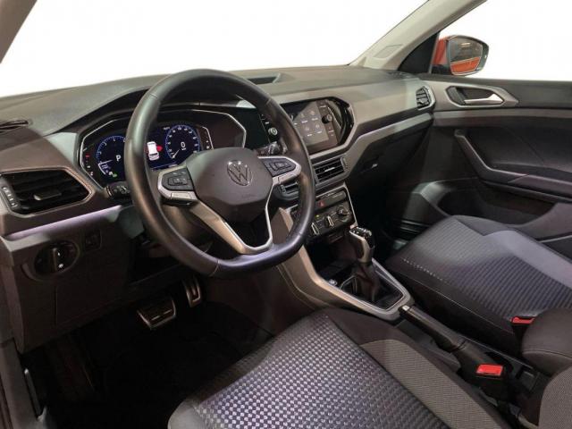 Volkswagen T-Cross image 2