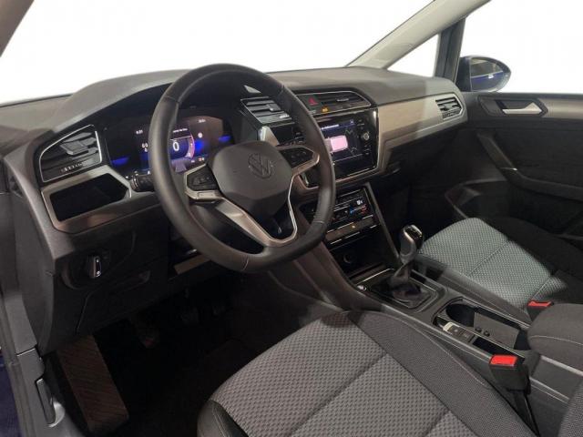 Volkswagen Touran image 3