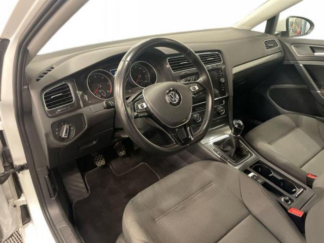 Volkswagen Golf image 2