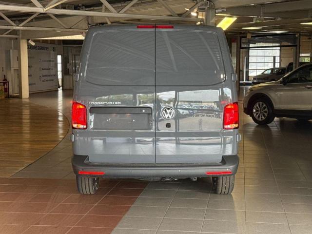 Volkswagen Transporter image 6
