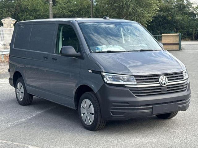 Volkswagen Transporter image 7