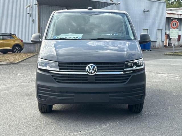 Volkswagen Transporter image 3