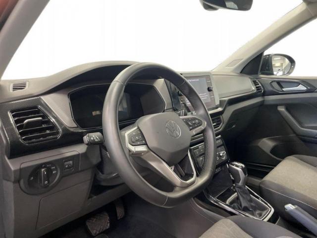 Volkswagen T-Cross image 2
