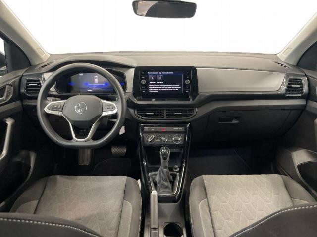 Volkswagen T-Cross image 1
