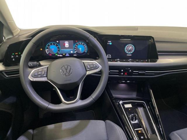 Volkswagen Golf image 1