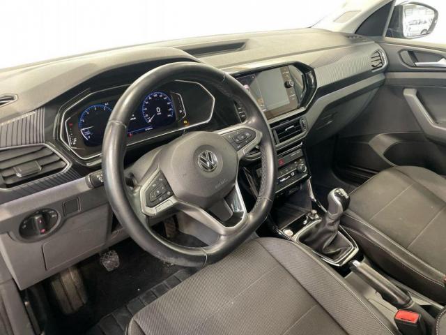 Volkswagen T-Cross image 2