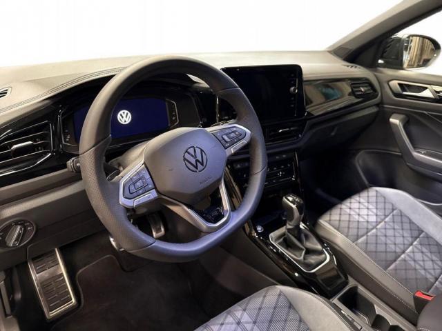 Volkswagen T-Roc image 9
