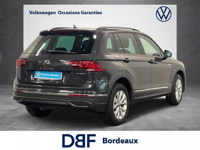 Volkswagen Tiguan image 8