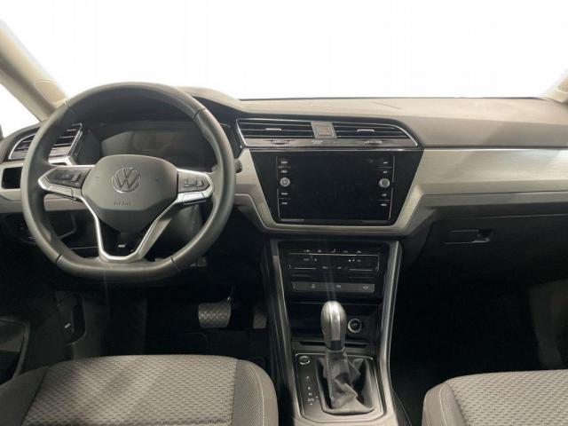 Volkswagen Touran image 8