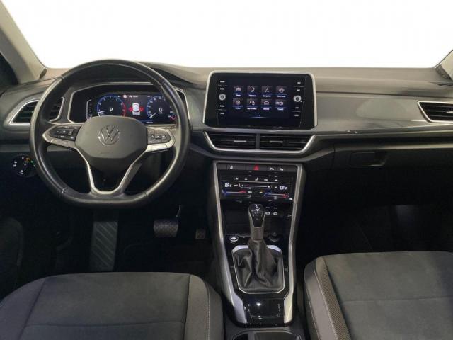 Volkswagen T-Roc image 9