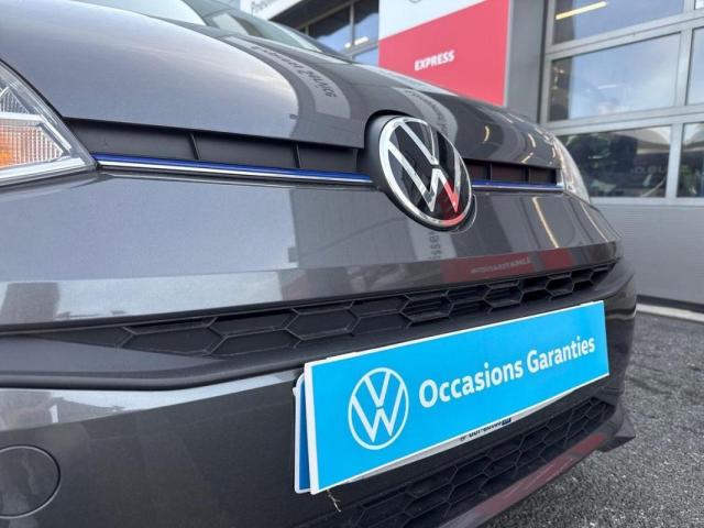 Volkswagen E-Up! image 6