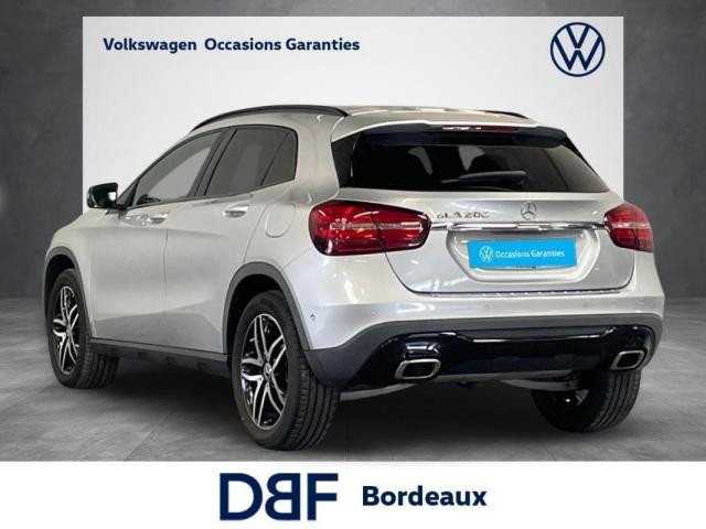 Mercedes Benz Gla image 8