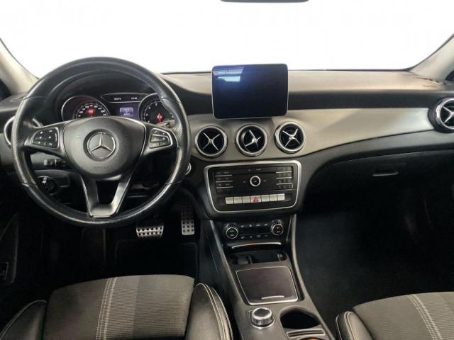 Mercedes Benz Gla image 4