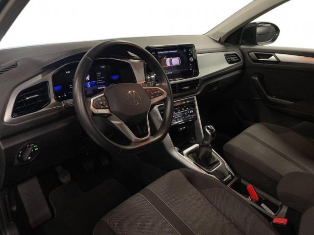 Volkswagen T-Roc image 7