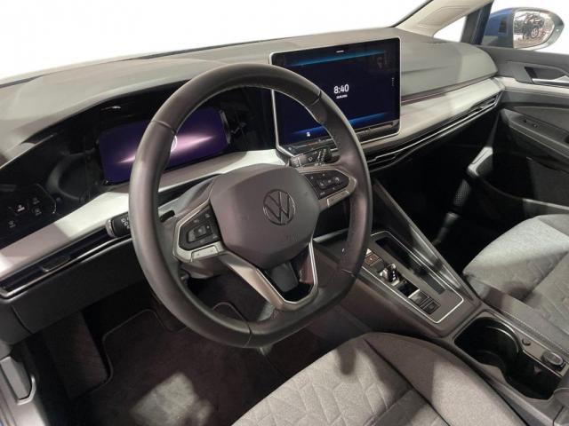 Volkswagen Golf image 6
