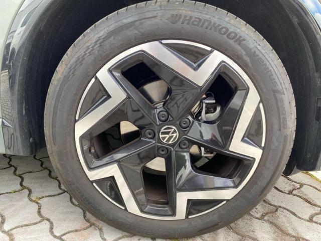 Volkswagen Tiguan image 8