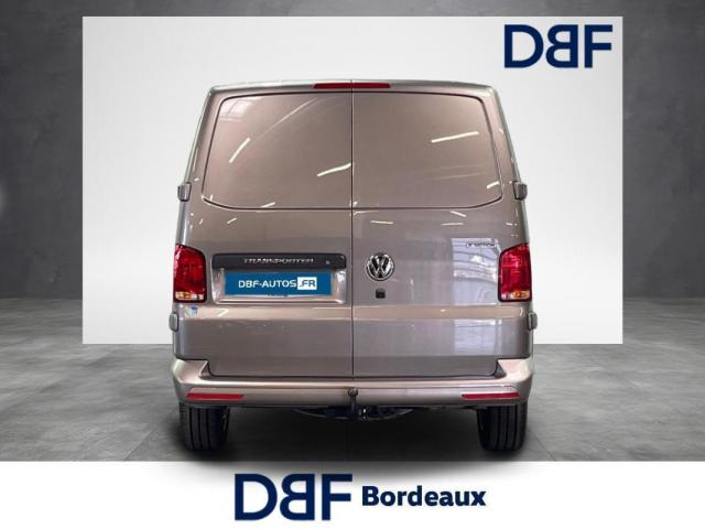 Volkswagen Transporter image 2